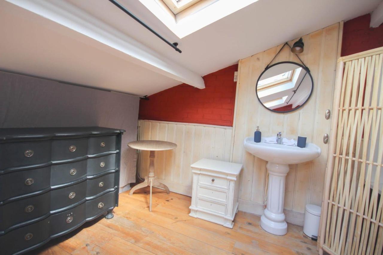 Old Lille - Superb Loft-Type Terrace! リール エクステリア 写真