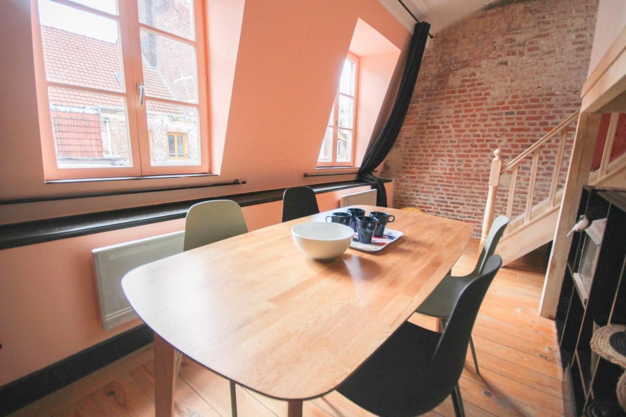 Old Lille - Superb Loft-Type Terrace! リール エクステリア 写真